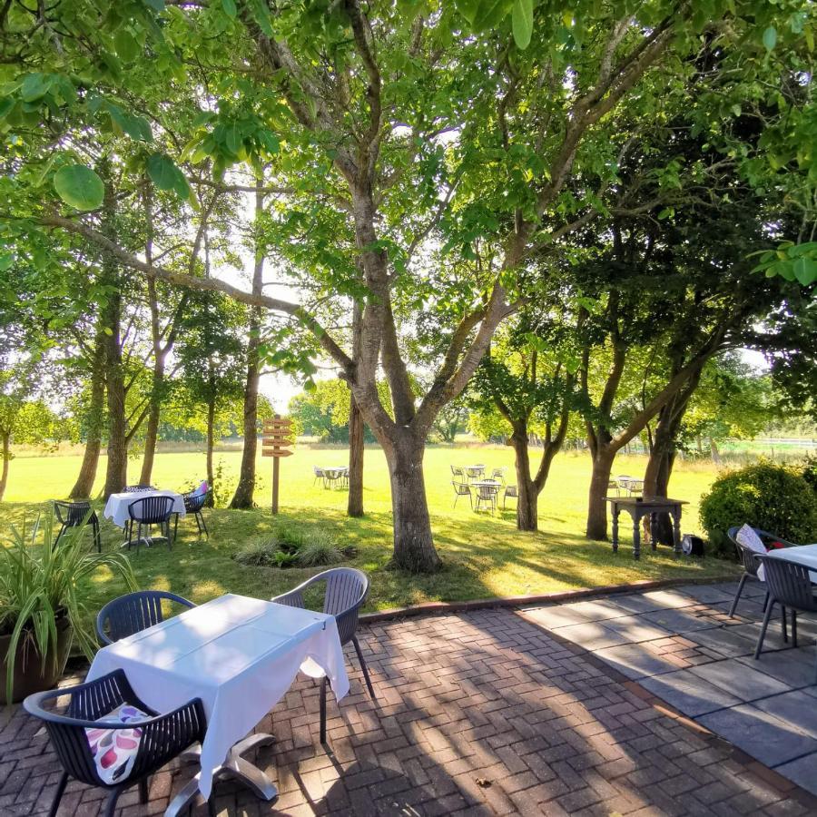 Crouchers Hotel Чичестер Экстерьер фото